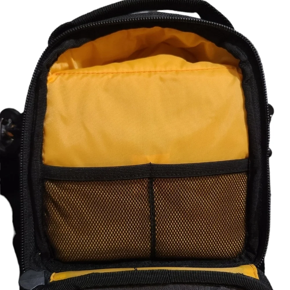 CASE LOGIC zippered camera bag